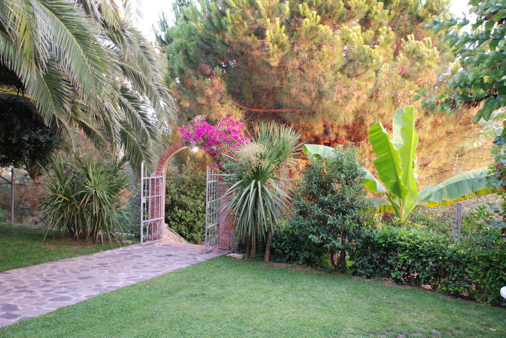 La Chandelle Massarosa Buitenkant foto